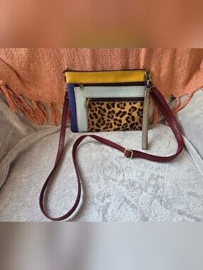 Soruka Crossbody